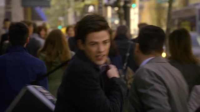 isaiDub.me - The Flash 2014 Season 01 Epi 11.mp4